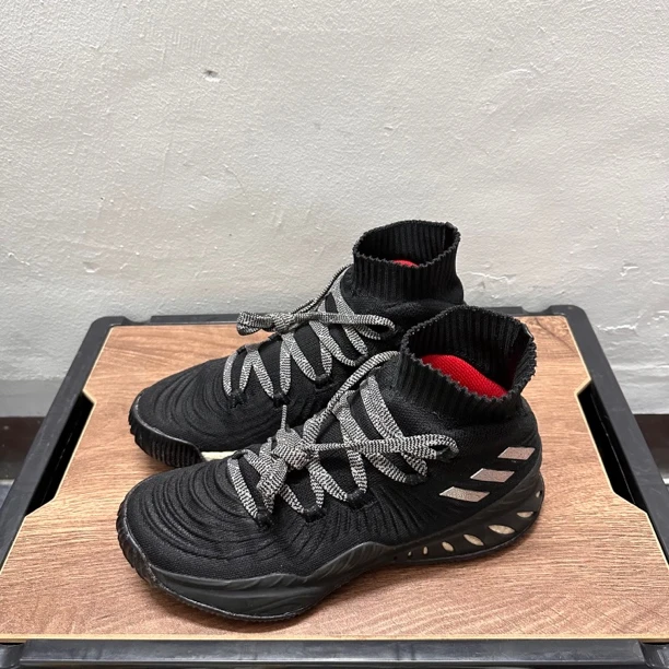 43码 275/Crazy explosive 2017 篮球鞋/9新换底/公价2999