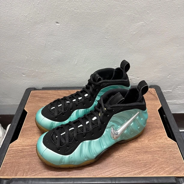 44.5码/Nike 南海岸泡 球鞋/9新/公价3059 非原鞋垫