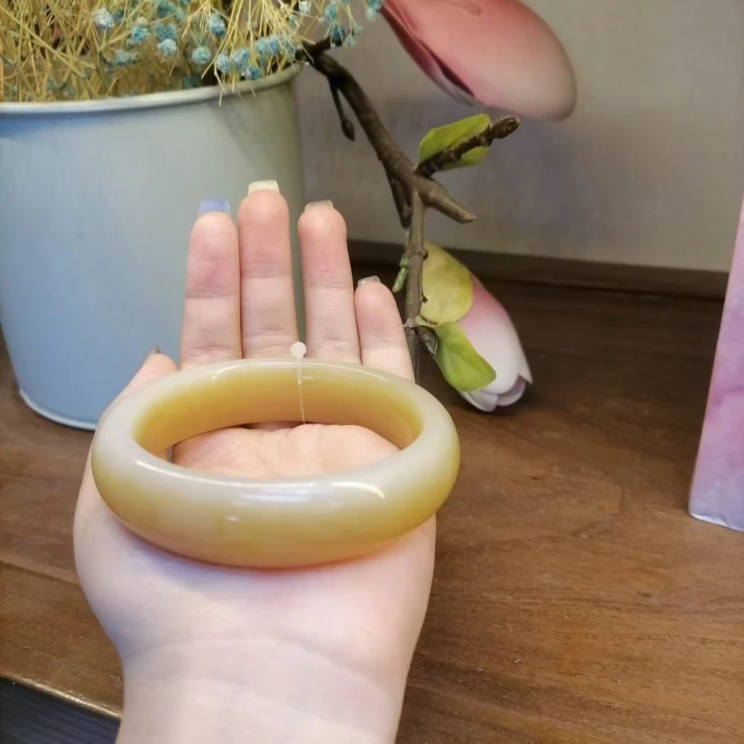 和田玉新疆且末糖女款