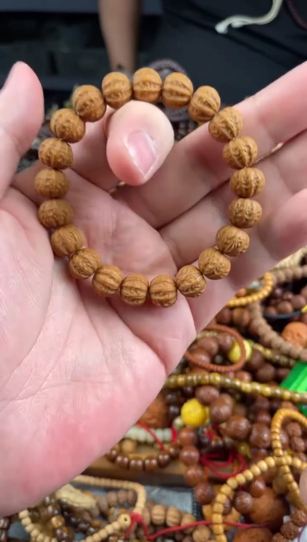 【闪购商品】猴头核桃手串非全品留皮雕刻京八棱
