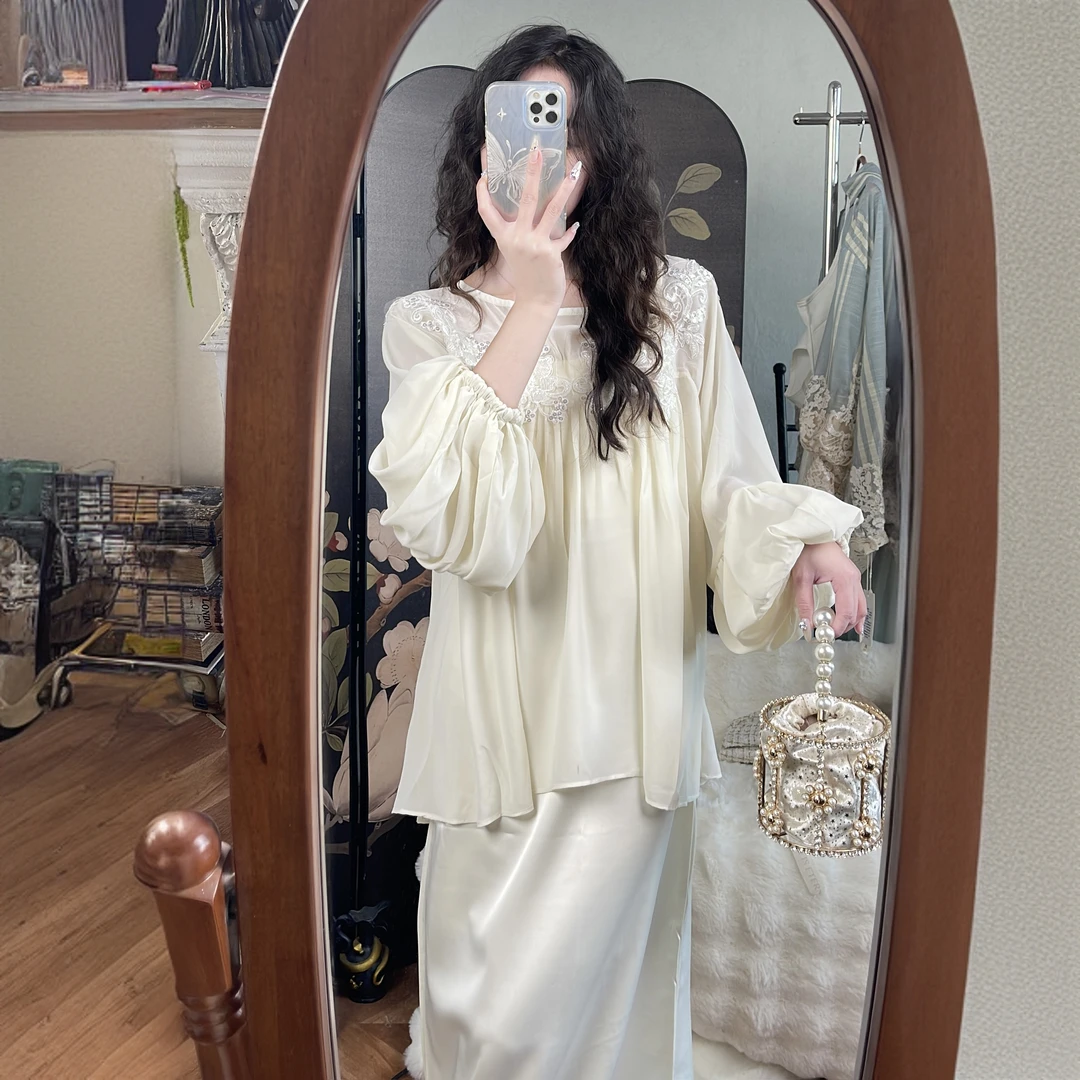 【月光手书】新中式绣花贴布宽松气质显瘦上衣蕾丝灯笼袖套装