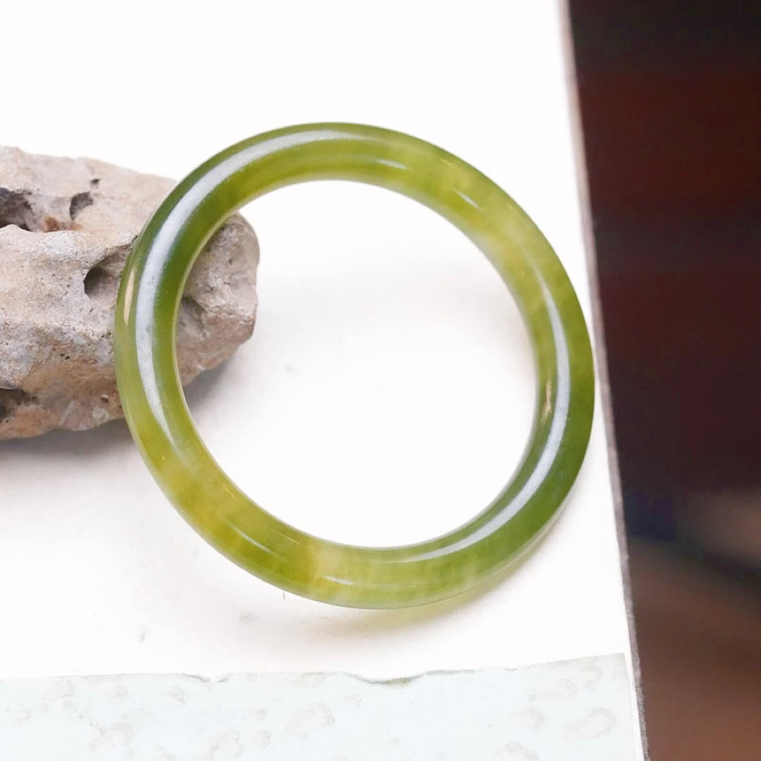 【真水無香】已结缘欣赏 高冰玻璃种老翡翠手镯  秋香中的帝王绿