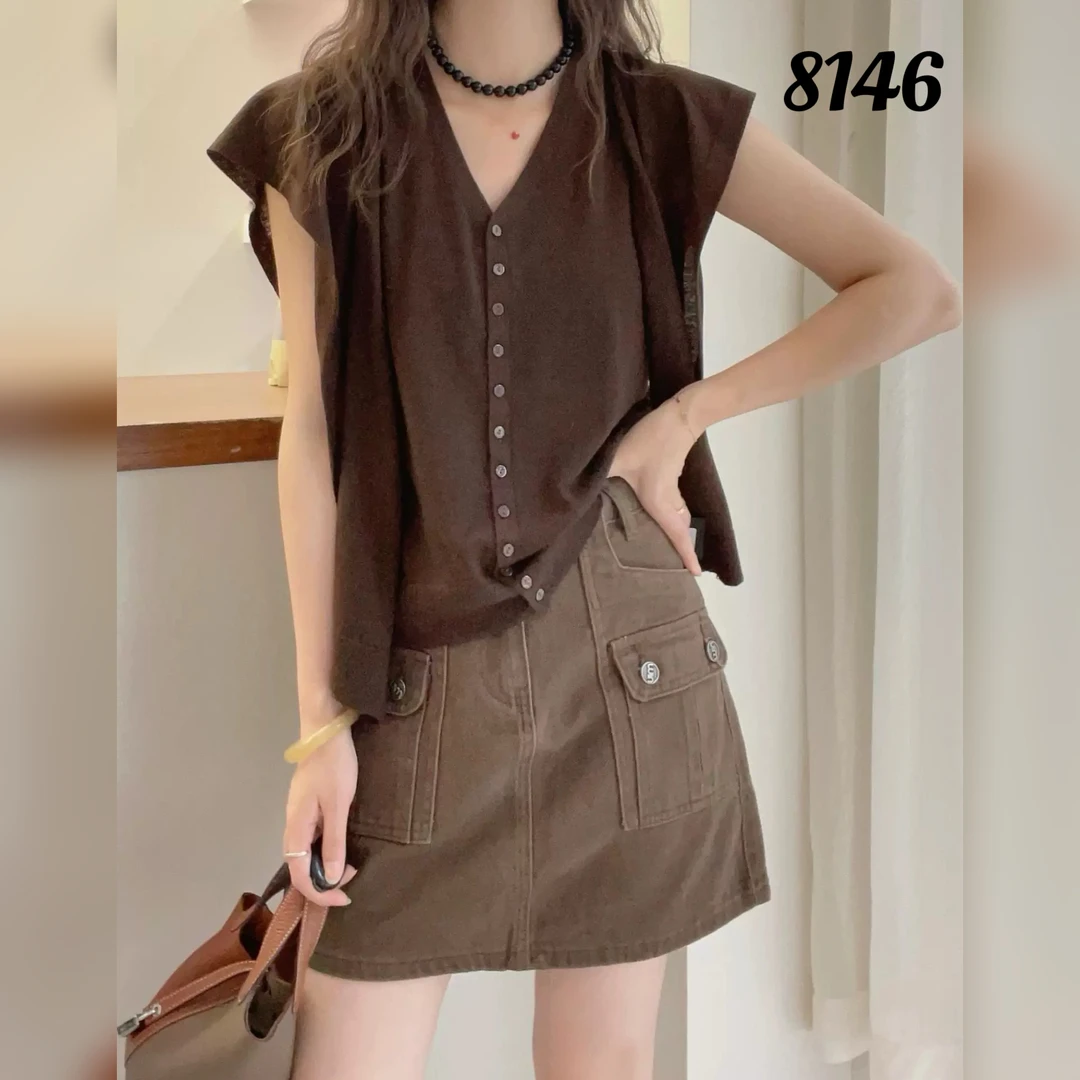 8146（部分无水洗唛，介意慎拍）SANFAN新款针织衫