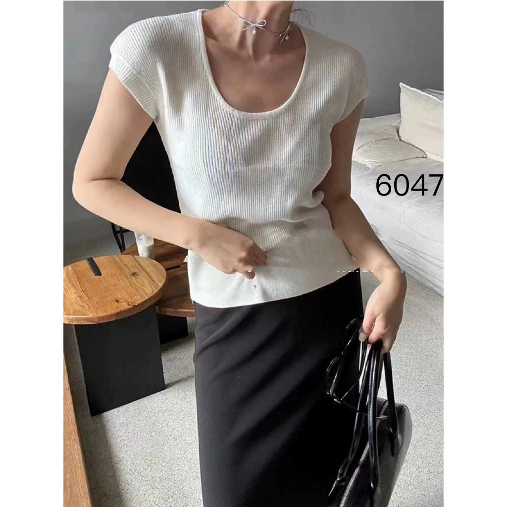 6047  部分无水洗唛，介意慎拍）SANFAN新款针织衫