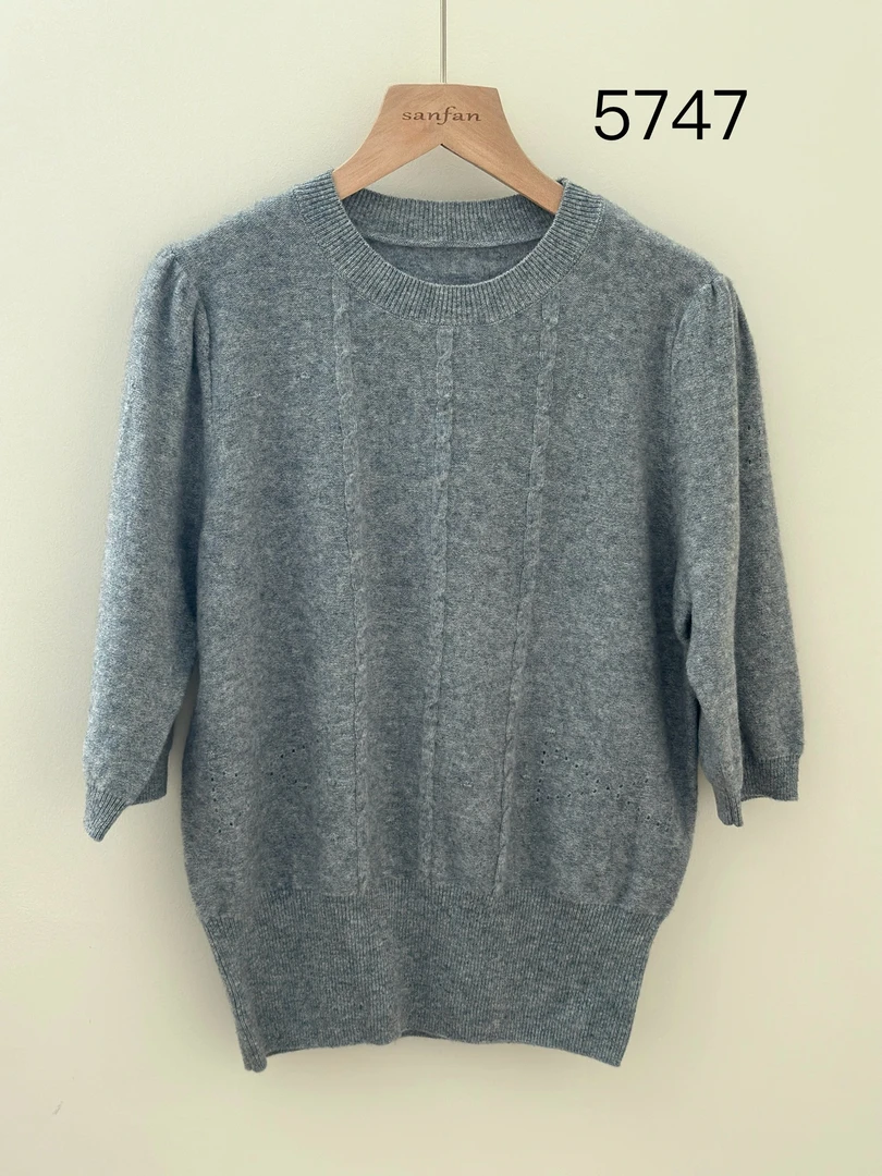 5747（部分无水洗唛，介意慎拍）SANFAN新款针织衫