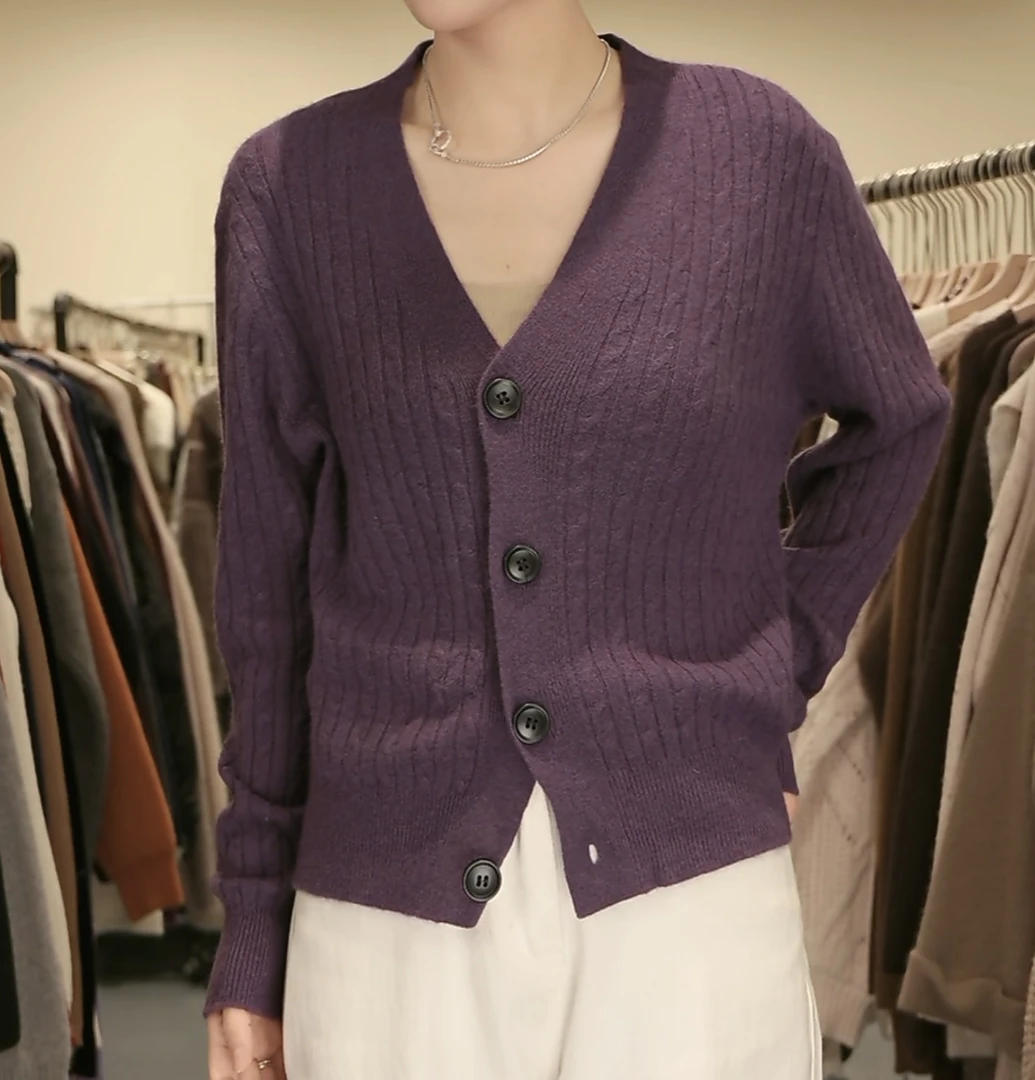 9311（部分无水洗唛，介意慎拍）SANFAN新款针织衫