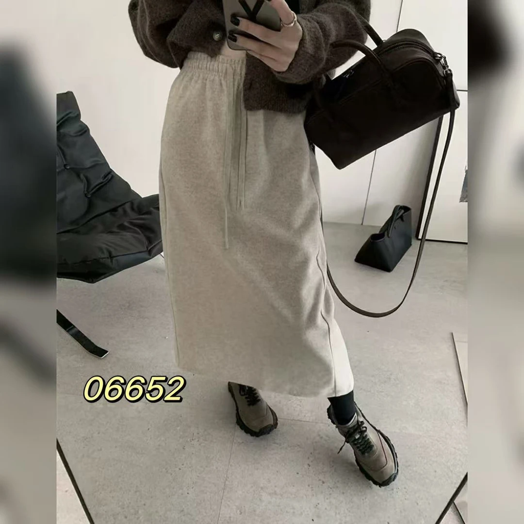 06652（部分无水洗唛，介意慎拍）SANFAN新款半身裙