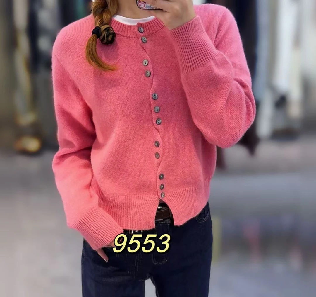 9553（部分无水洗唛，介意慎拍）SANFAN新款针织衫