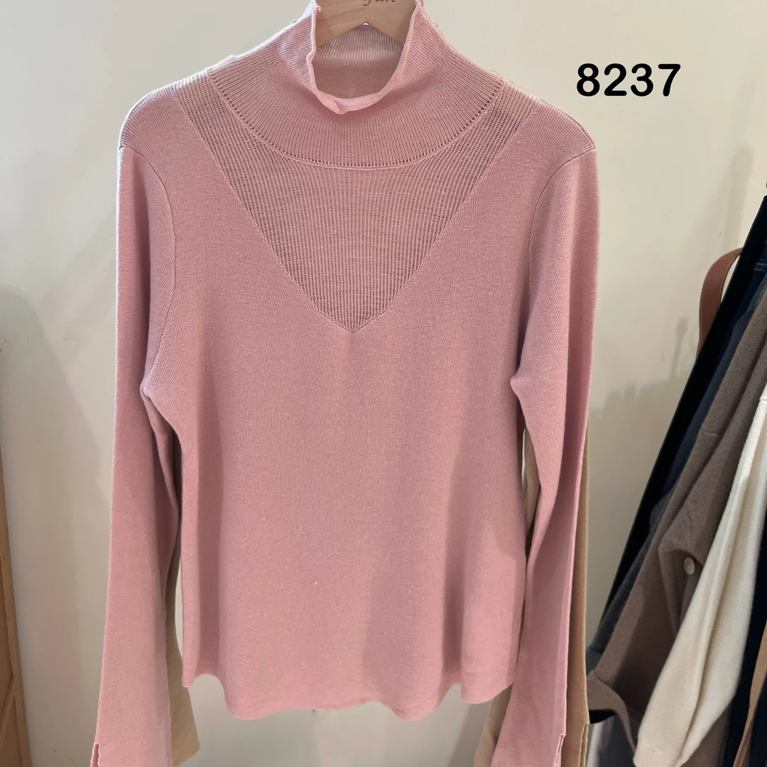 8237（部分无水洗唛，介意慎拍）SANFAN新款针织衫