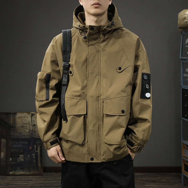 连帽工装夹克男宽松大码春秋男士2024新款冲锋衣休闲外套皮鞋