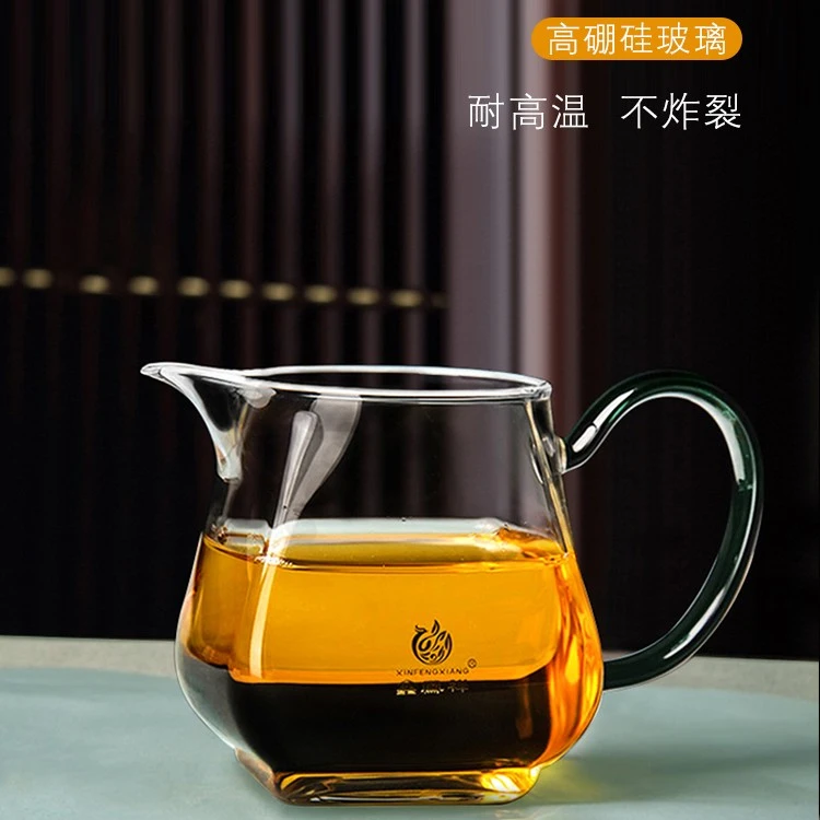 鑫凤祥玻璃茶具公道杯一体大号加厚耐高温四方公杯家用分茶器