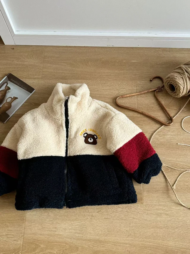qd2355（现货）韩版儿童TRE小熊拼色外套