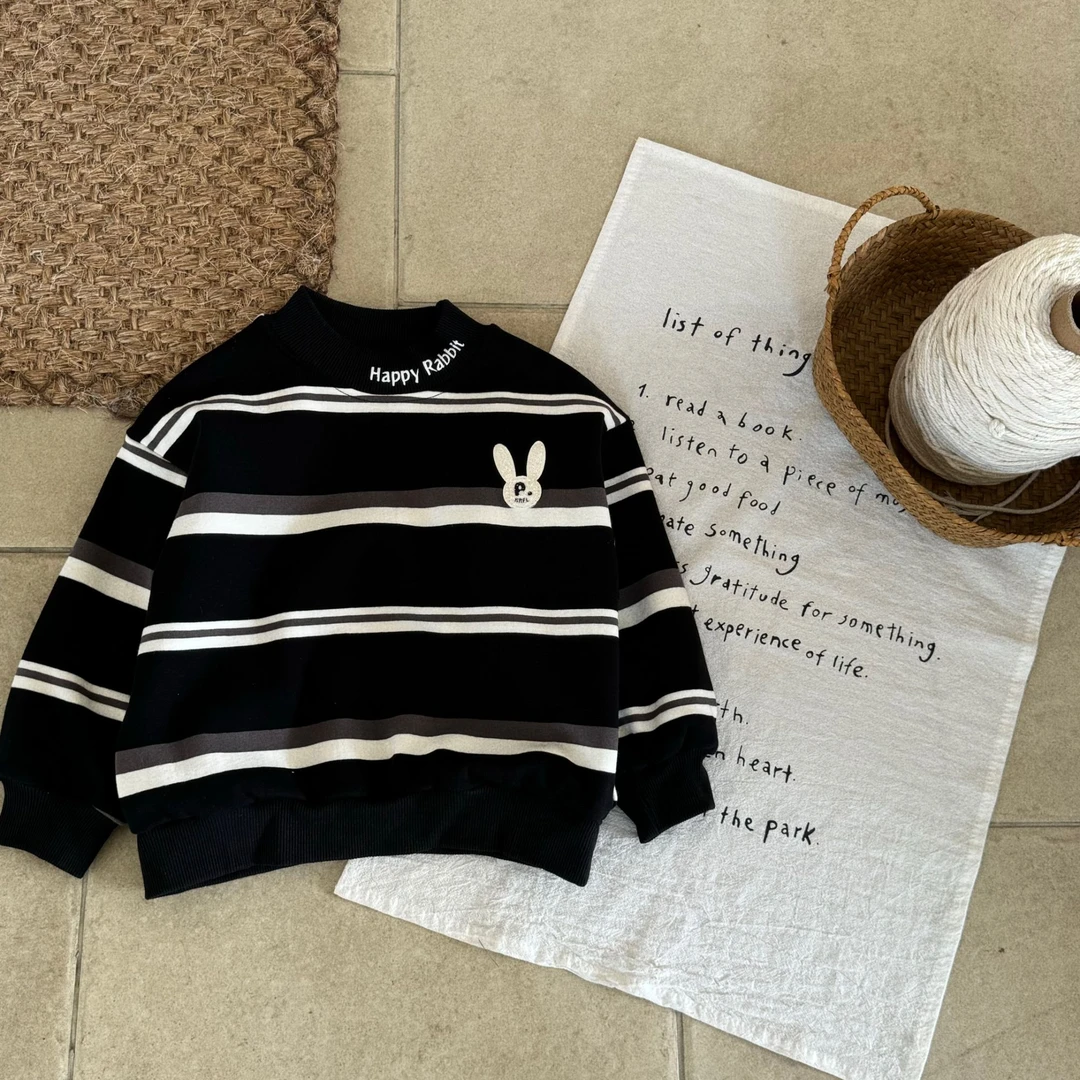 D-WG25335（现货）儿童韩版兔子贴标条纹加绒卫衣