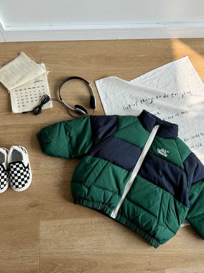 FWJK017（现货）韩版儿童复古拼色羽绒服