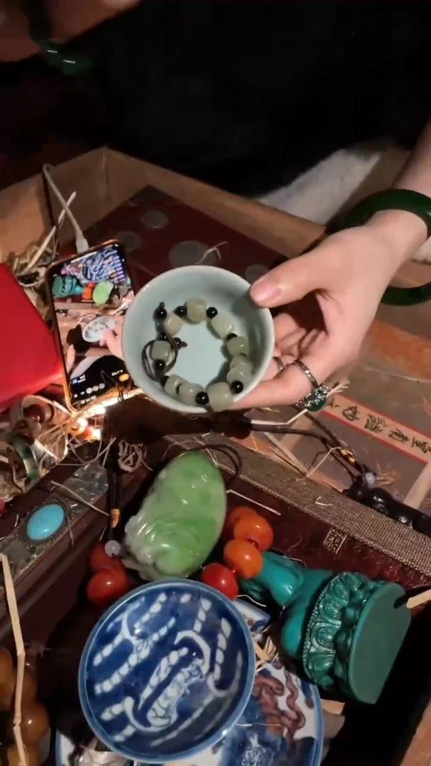 【闪购商品】瓷盖碗摆件