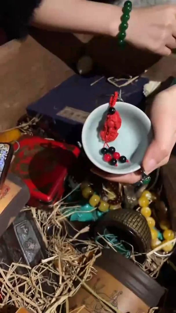 【闪购商品】瓷盖碗摆件