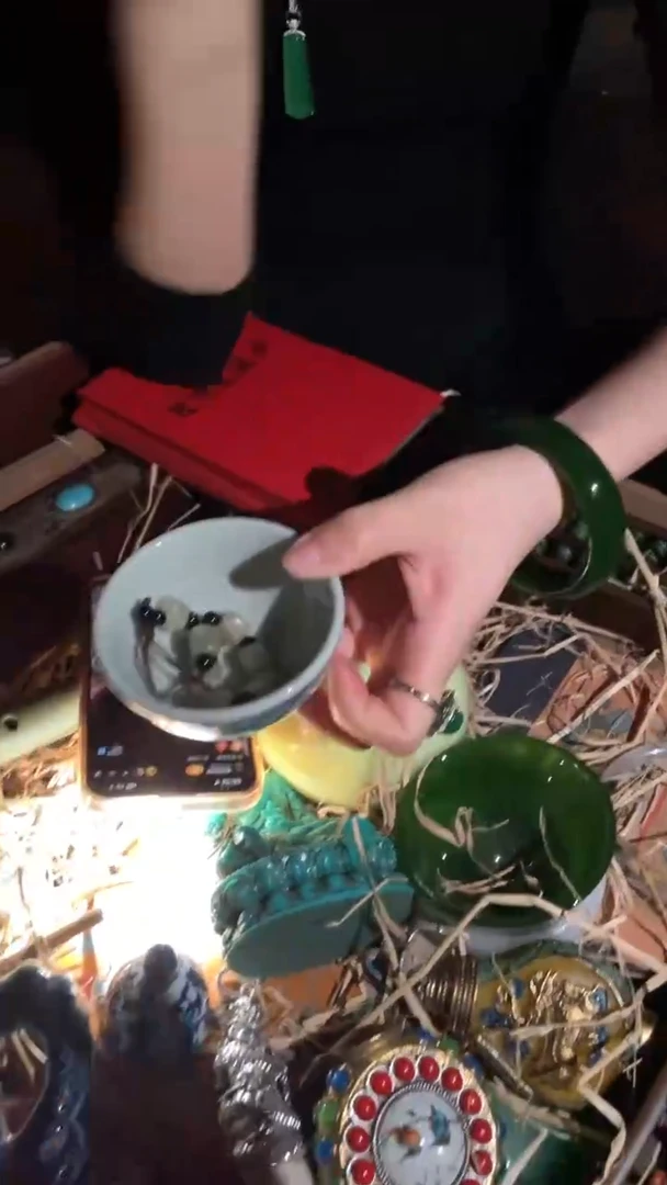 【闪购商品】瓷盖碗摆件