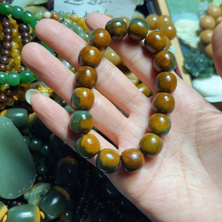 透闪石质玉手链未镶嵌