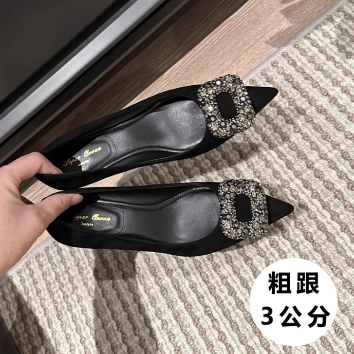 尖头粗跟浅口单鞋女2025春秋新款网红百搭绒面低跟瓢鞋黑色工作鞋