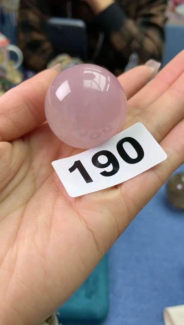【闪购商品】水晶粉球3.5+-/190未镶嵌多样性发一件