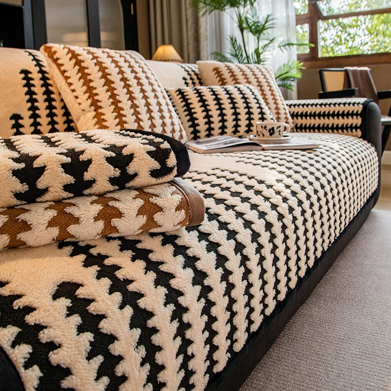 2024秋冬新款高档防滑舒棉绒轻奢沙发垫皮沙发套罩简约全盖靠背巾