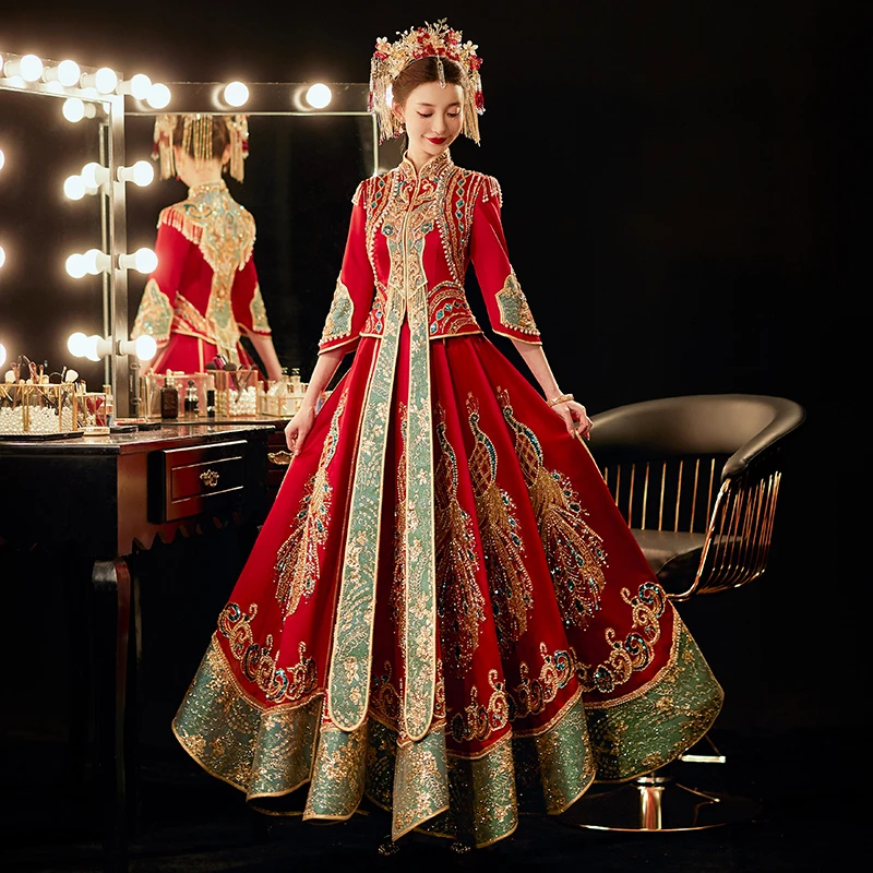 重工奢华高端缎面秀禾服2023年冬季结婚红绿孔雀中式新娘服龙凤褂