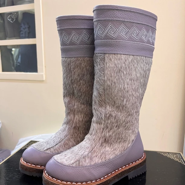 马皮毛一体靴.加绒加厚厚底保暖冬季靴子民族风防寒靴子时尚秋冬