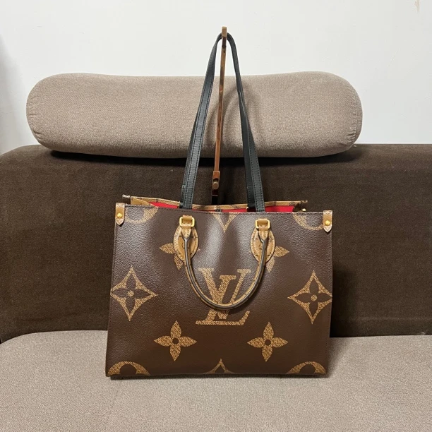 95新 LouisVuitton/路易威登 on the go中号托特包 鱼鱼