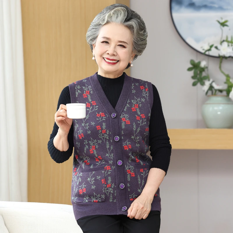 纽扣毛衣马甲外穿中老年妈妈装A98