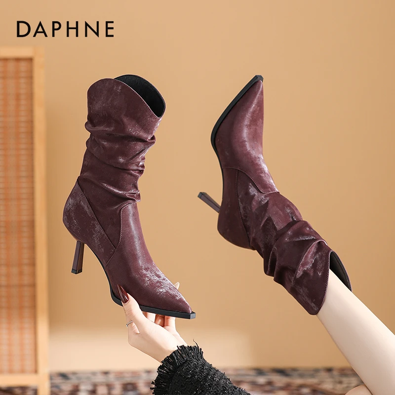 达芙妮0012-1尖头细跟堆堆短靴时髦靴子女设计师款7.5CM高跟百搭