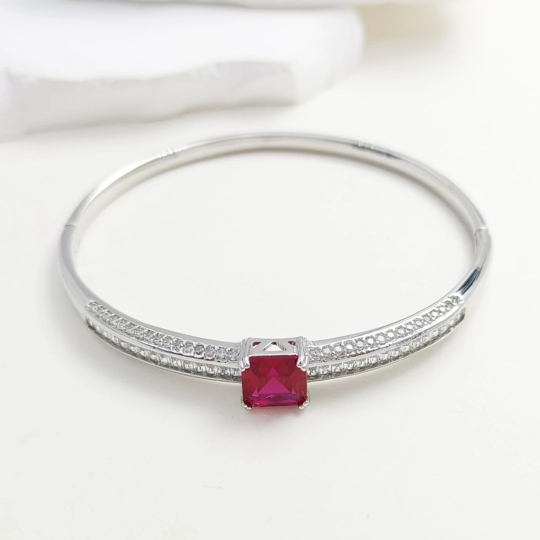 铜合金合成锆石手镯 GTL-53648 手镯欧美时尚小众百搭轻奢气质