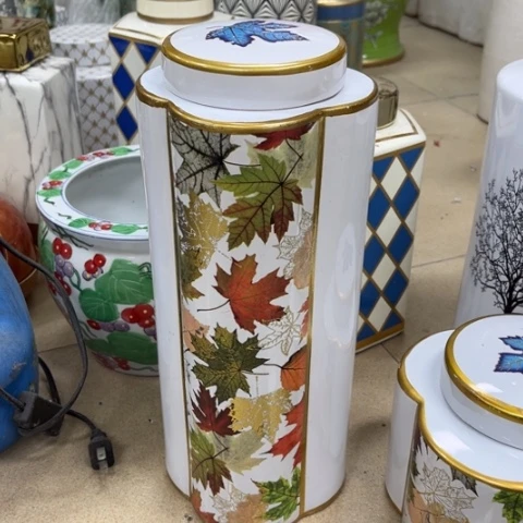 瓶瑕疵。。。。。。。。。。。。。。。。