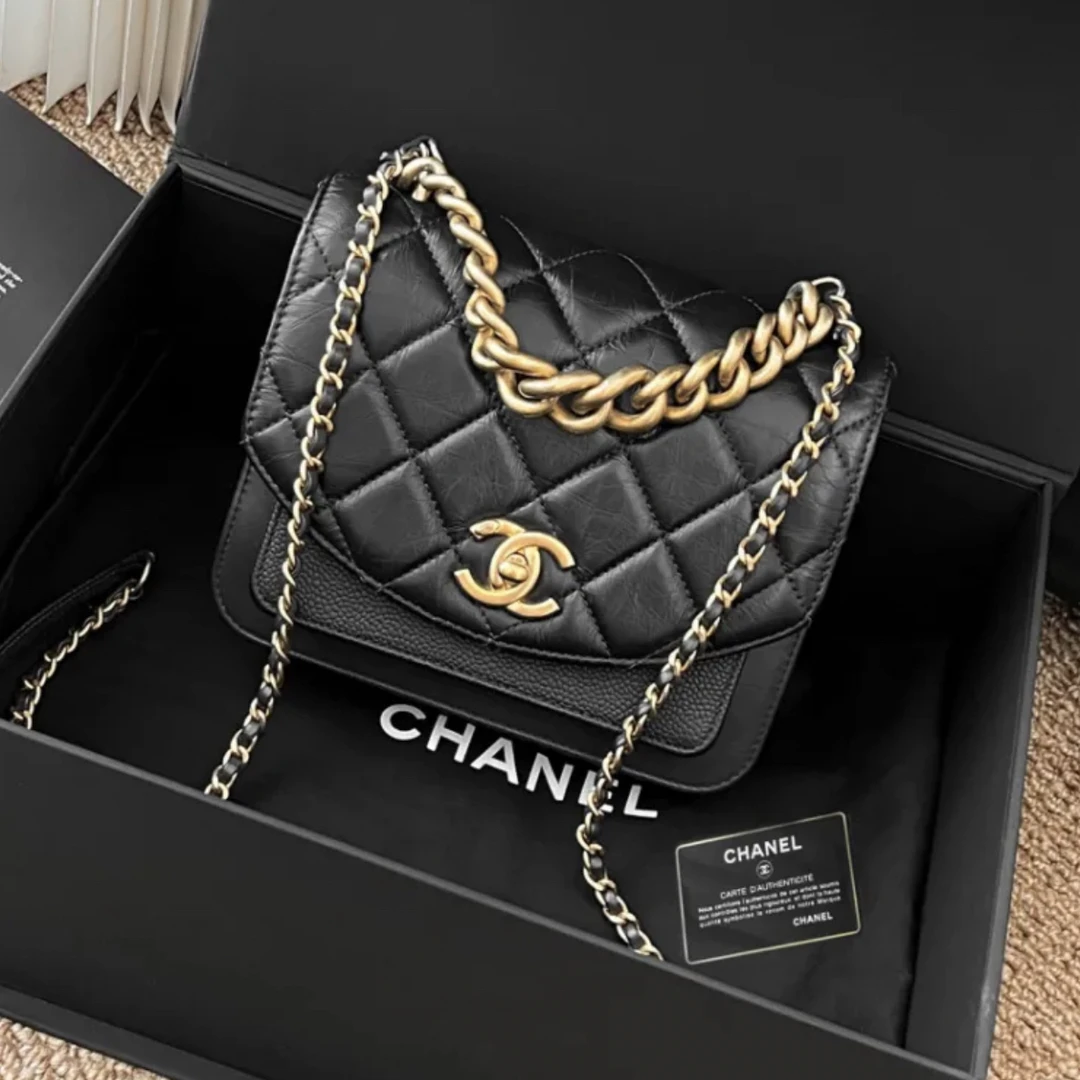 99新 Chanel/香奈儿 Chanel黑金油蜡拼荔枝牛邮差方胖子