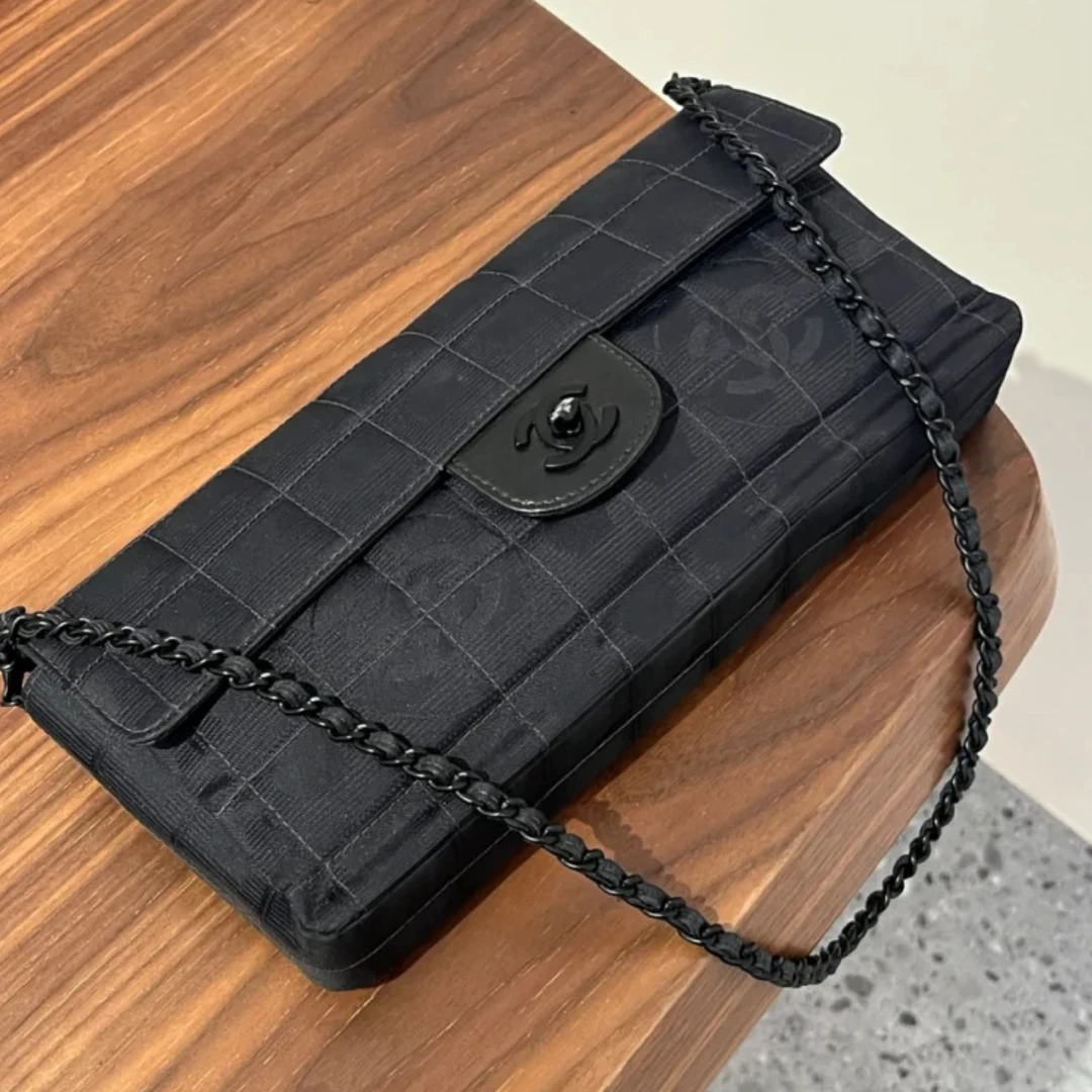 95新 Chanel/香奈儿 Chanel黑色布面冰格腋下包