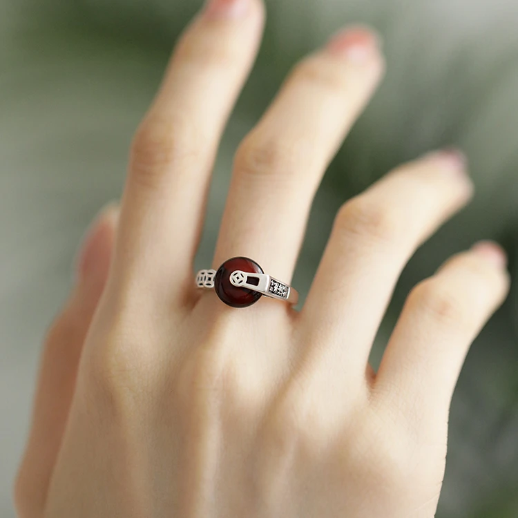 <一禅兄>S925银做旧复古铜钱血珀时来转转平安扣戒指简约银戒