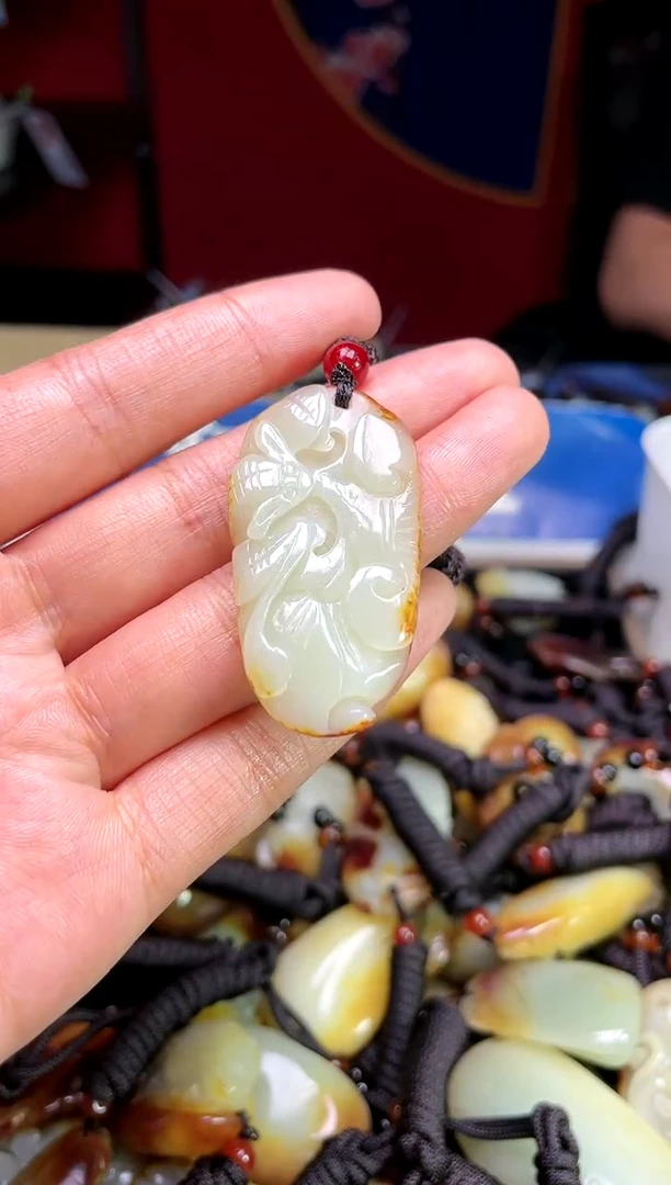 【闪购商品】和田玉颈饰未镶嵌131