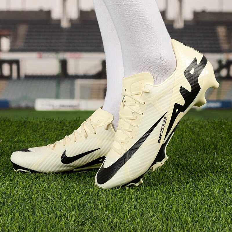 【瑕疵慎拍】耐克刺客混钉男子足球鞋DJ5631-70040.5(没有条形码)