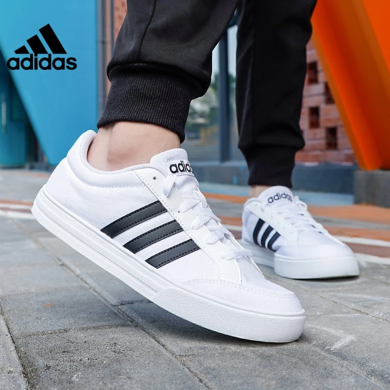 【瑕疵慎拍】阿迪达斯小白鞋 AW3889 44(半盒；鞋面落灰有试穿痕迹)