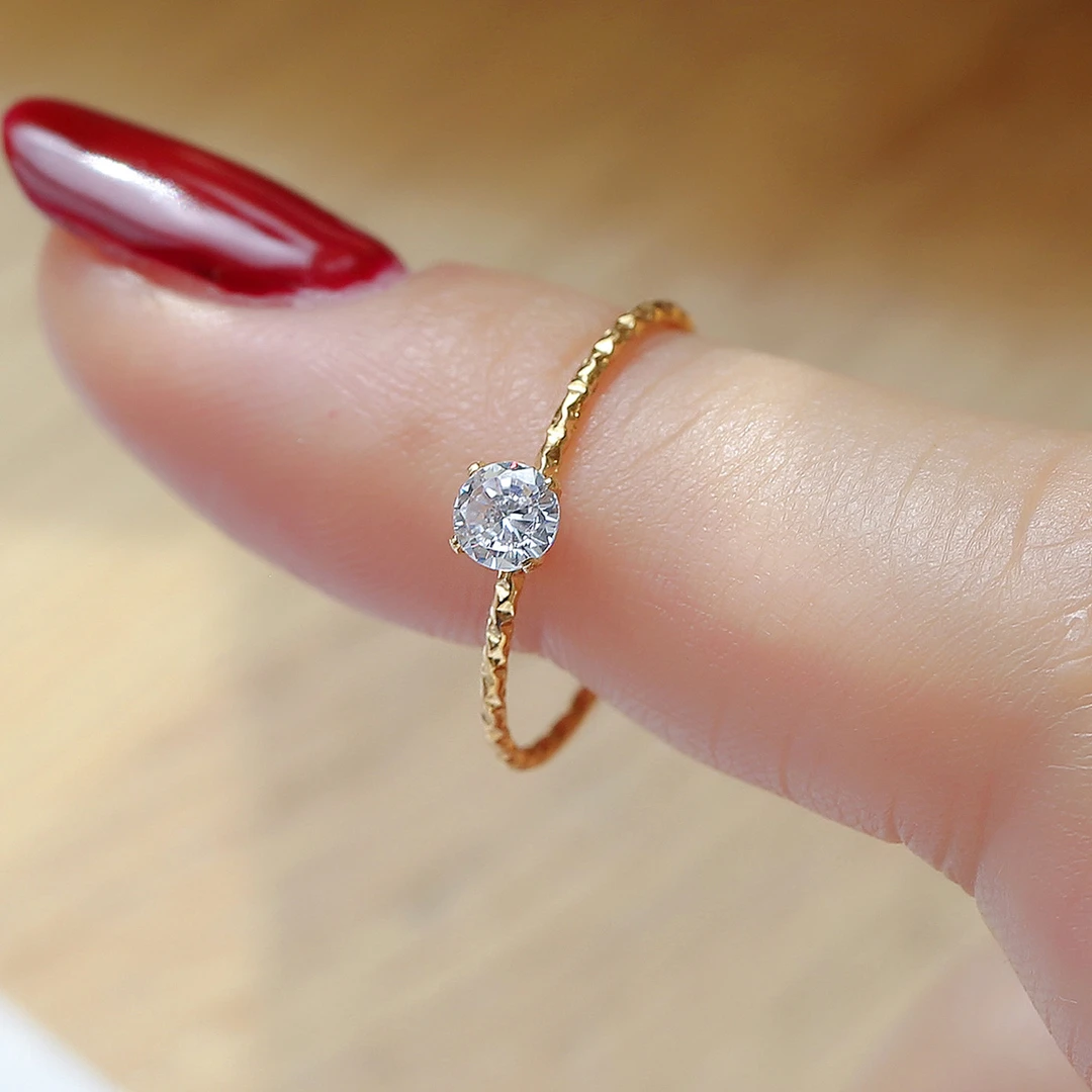 钛钢戒指 气质时尚迷你满天星碎金百搭戒指女ins简约素圈食指指环