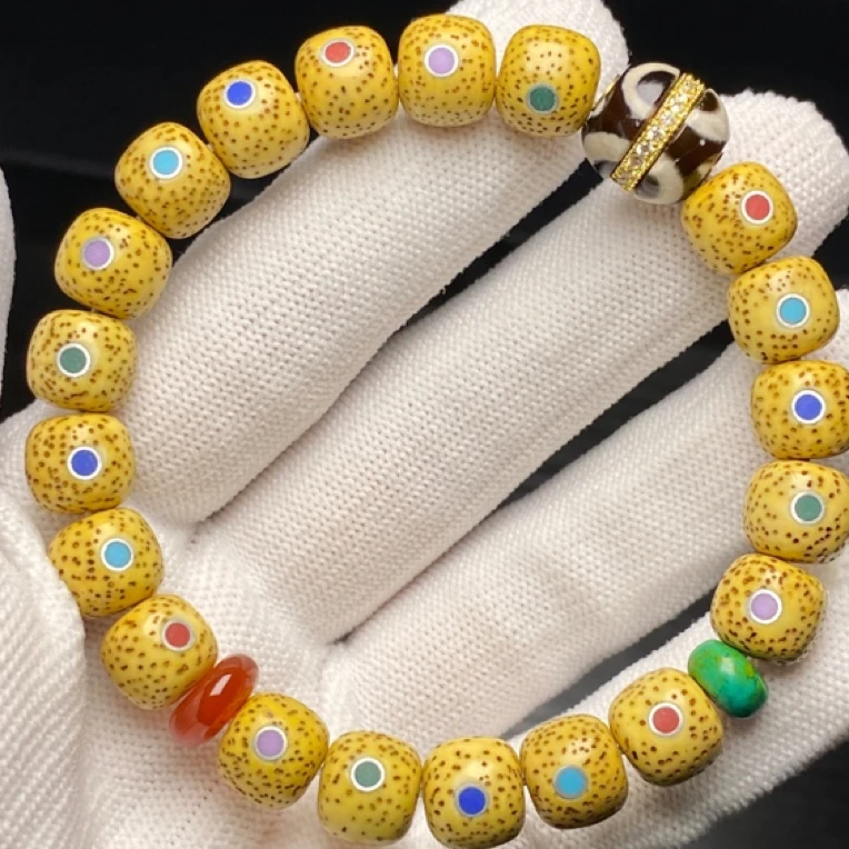 10mm鸡油黄陈籽星月菩提手串（带配饰）镶嵌款男女款绕指柔手工打底