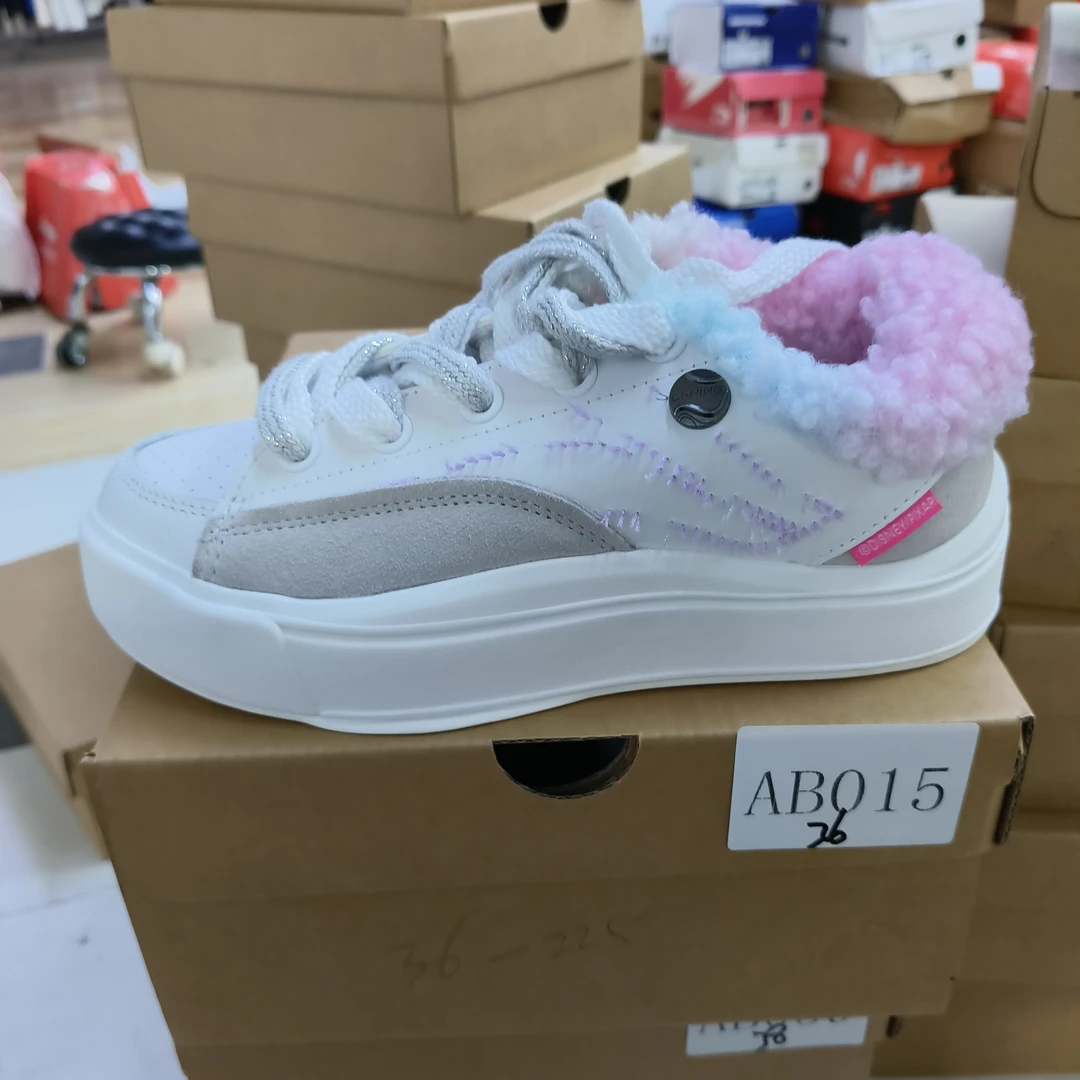 李宁孤货-运动鞋-AB015