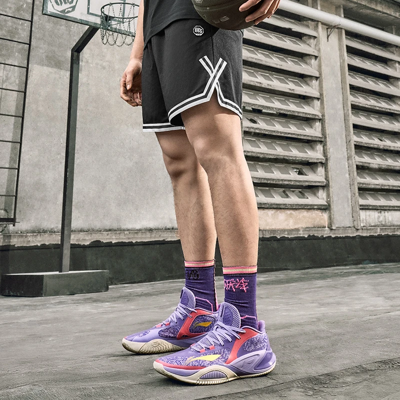 李宁篮球鞋春男暴风8 low篮球系列低帮耐磨防滑篮球外场鞋ABFU025