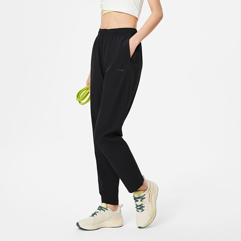 李宁运动裤春女子健身系列舒适透气简约常规运动长裤AYKU468-B品