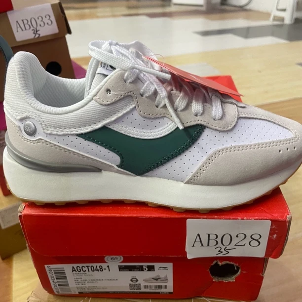 李宁孤货-运动鞋-AB028
