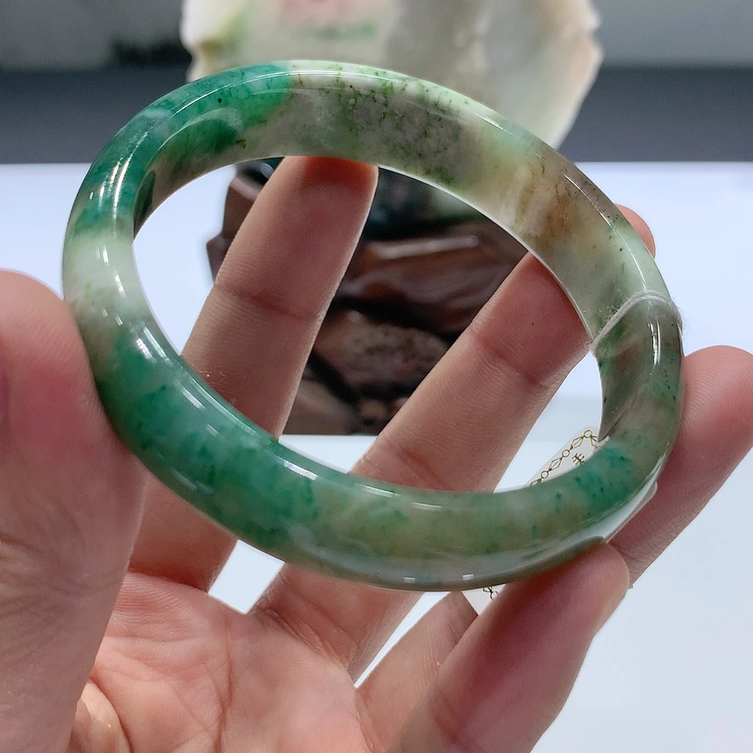 独山玉手镯未镶嵌