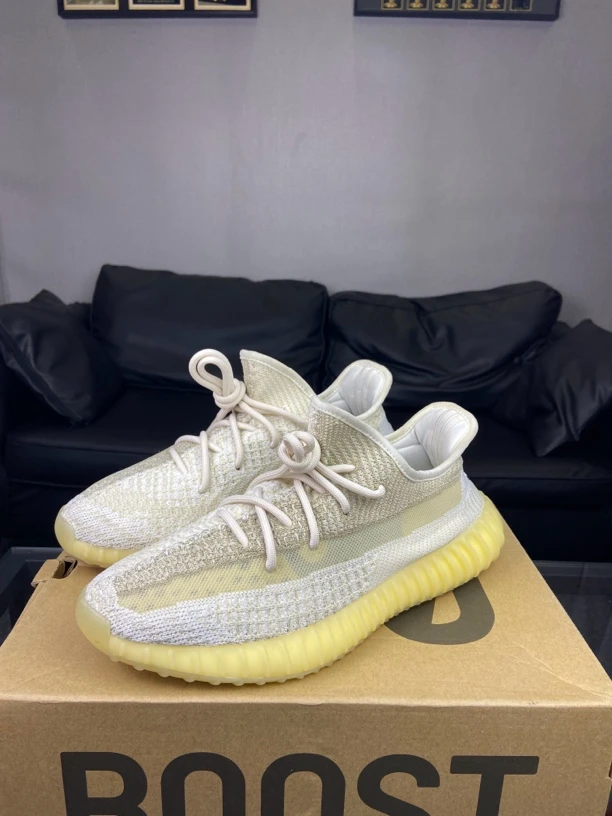 adidas休闲鞋Yeezy350氧化天使43码配盒97新中古潮流椰子鞋夏季