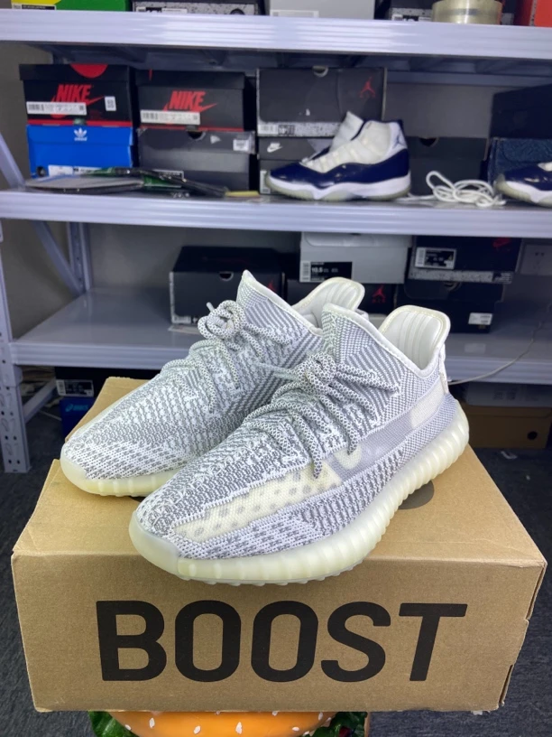 adidas休闲鞋Yeezy350白天使43码配盒96新夏季透气潮流椰子鞋中古