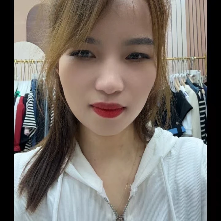 靓靓穿搭衣橱（121--160号孤品按照衣架对应编码下单）