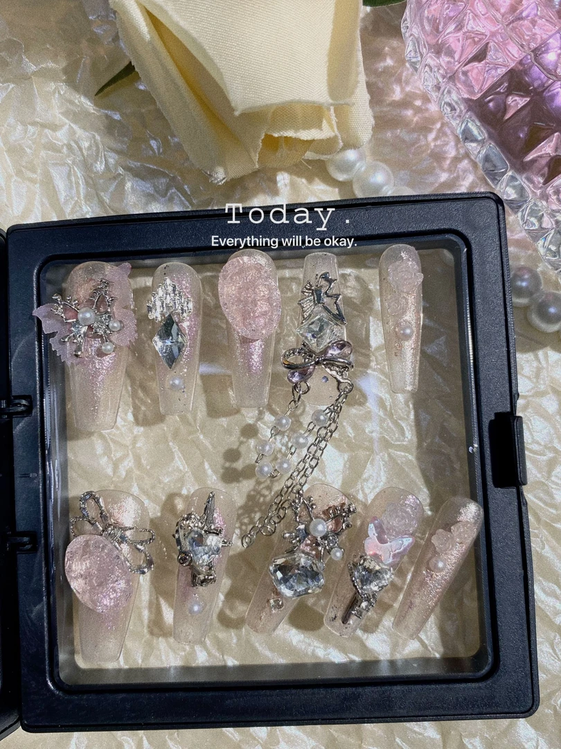 【小娇妻】纯手工欧根纱蝴蝶时尚气质女神质感穿戴甲