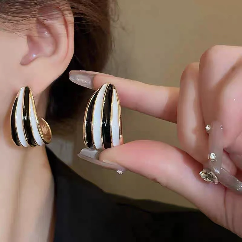 铜合金耳饰 【气质女神】半C圈时尚百搭法式欧美冷淡风-692